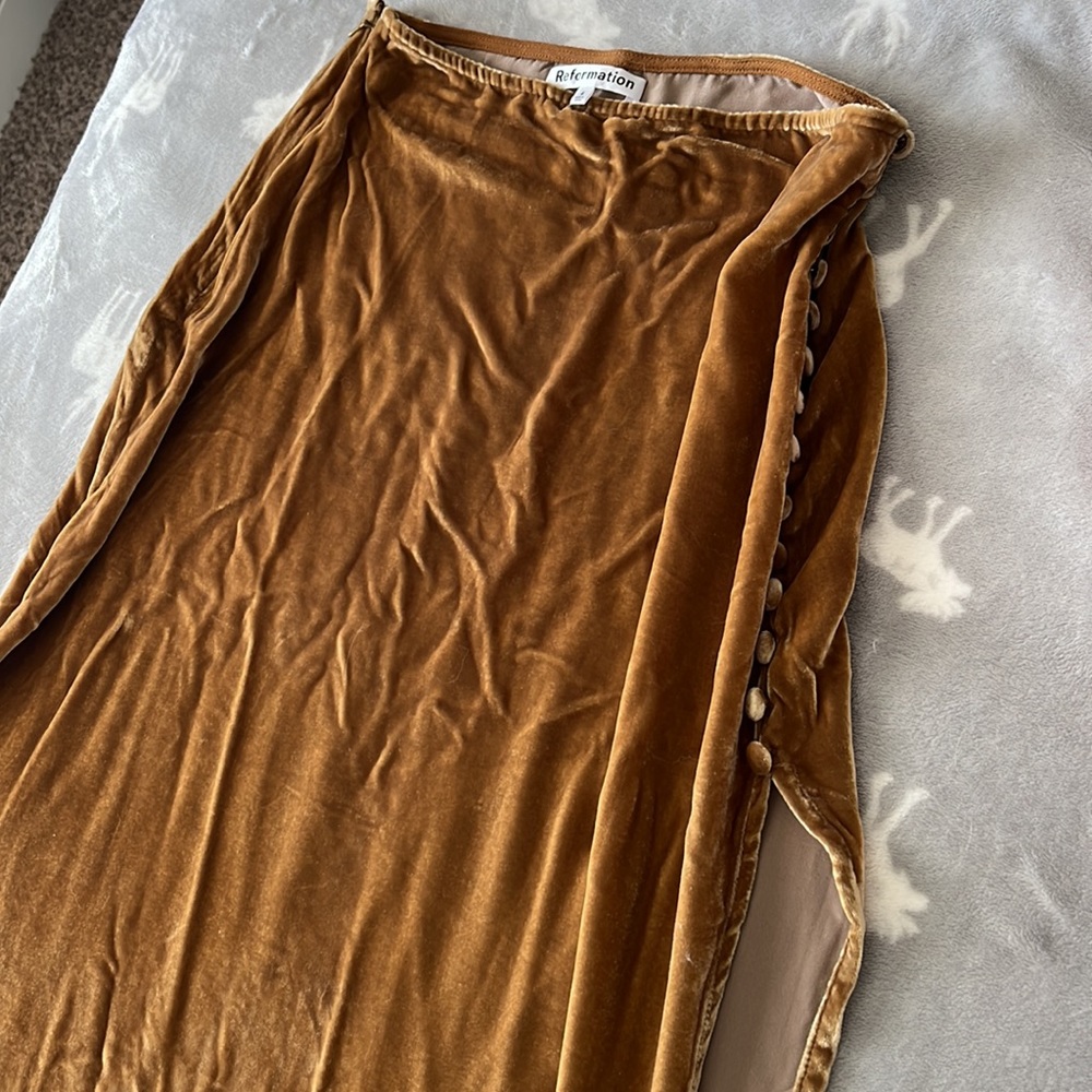 Reformation Gold Midi Skirt - Picture 4 of 6